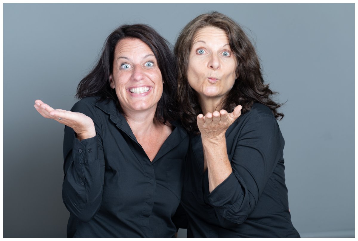 Parlons vaudois, batoiller, batoillons,Sylvie Berney, Sylvie Galuppo, Sylvie Berney-Grobéty, Les sissi's, les sissis, vaud, vaudois, humour, terroir, cerise au kirsch, duo, rap, venoge, jean-villard Gilles, drole, sympa, suisse romande, accent vaudois, retraite humour, aquagym des ainés, coiffeuse bouchère, santé, kirsch, on a de la chance avec le temps, rue des mégères Parlons vaudois, batoiller, batoillons,Sylvie Berney, Sylvie Galuppo, Sylvie Berney-Grobéty, Les sissi's, les sissis, vaud, vaudois, humour, terroir, cerise au kirsch, duo, rap, venoge, jean-villard Gilles, drole, sympa, suisse romande, accent vaudois, retraite humour, aquagym des ainés, coiffeuse bouchère, santé, kirsch, on a de la chance avec le temps, rue des mégères